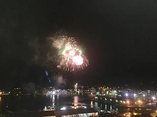 ** מלון דירות קסטריס Harbour Vista Inn סנט לוסיה